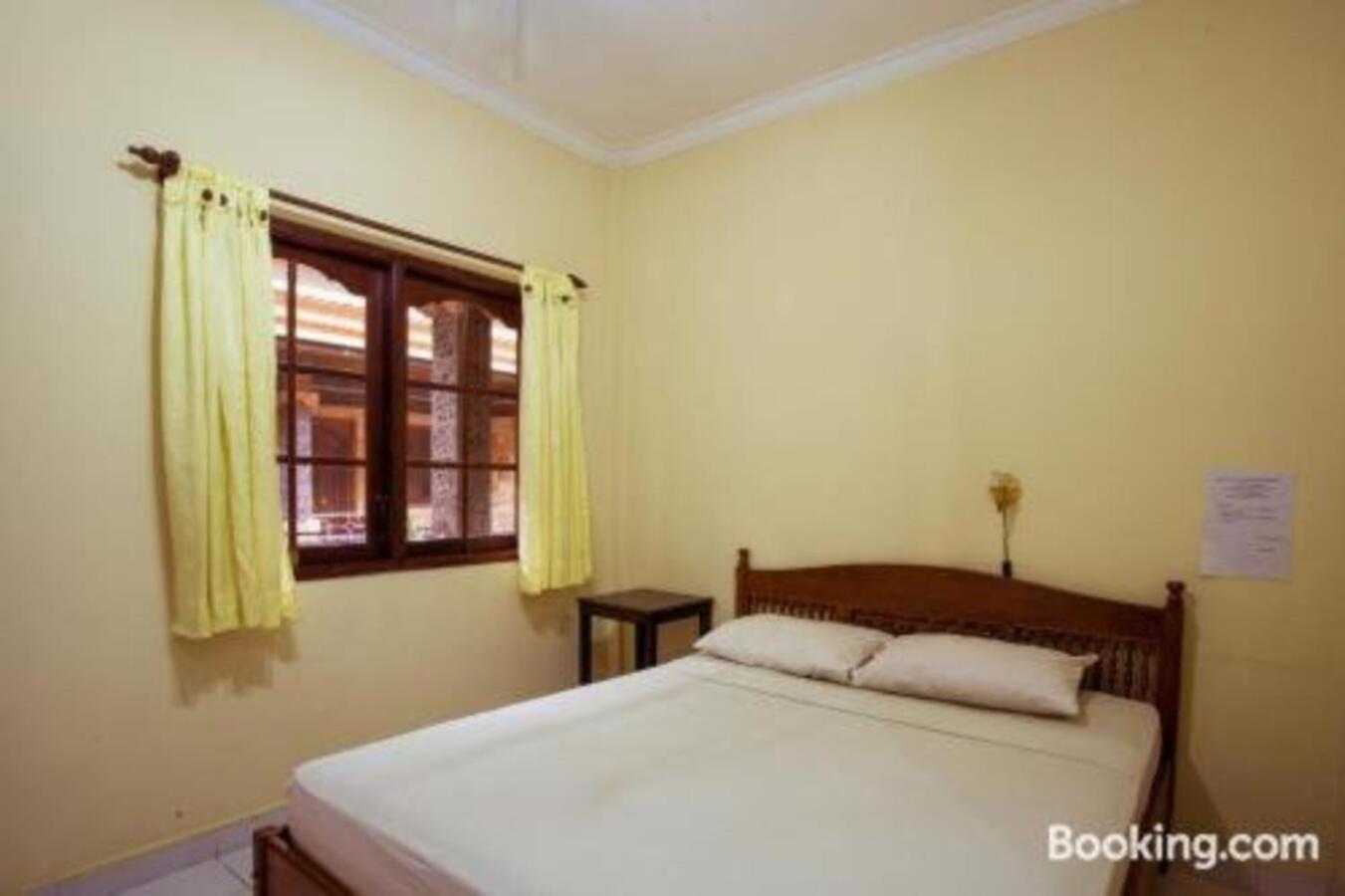 Segara Sadhu Inn Kuta By Ecommerceloka Exteriér fotografie