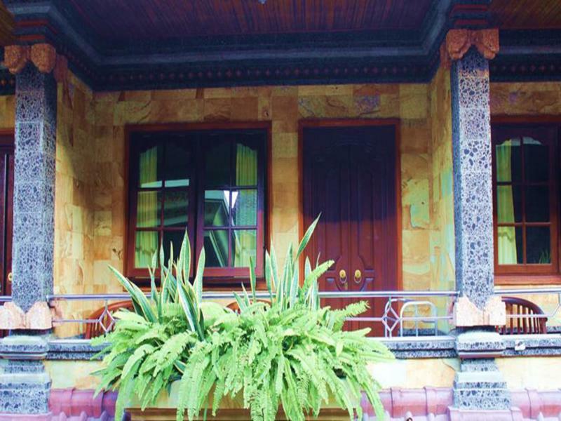 Segara Sadhu Inn Kuta By Ecommerceloka Exteriér fotografie