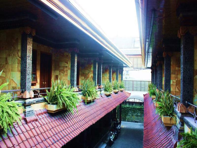 Segara Sadhu Inn Kuta By Ecommerceloka Exteriér fotografie